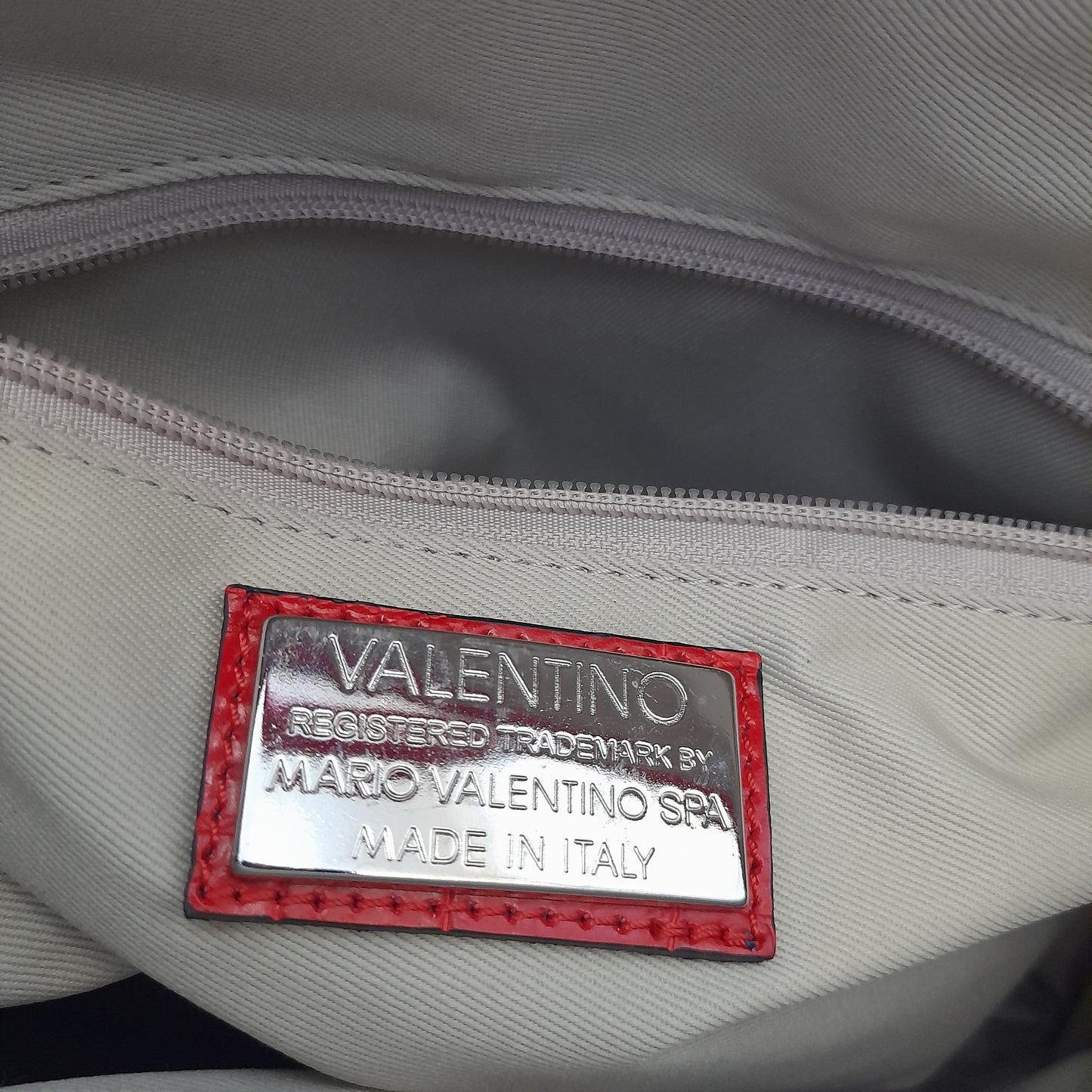 Borsa  Mario Valentino