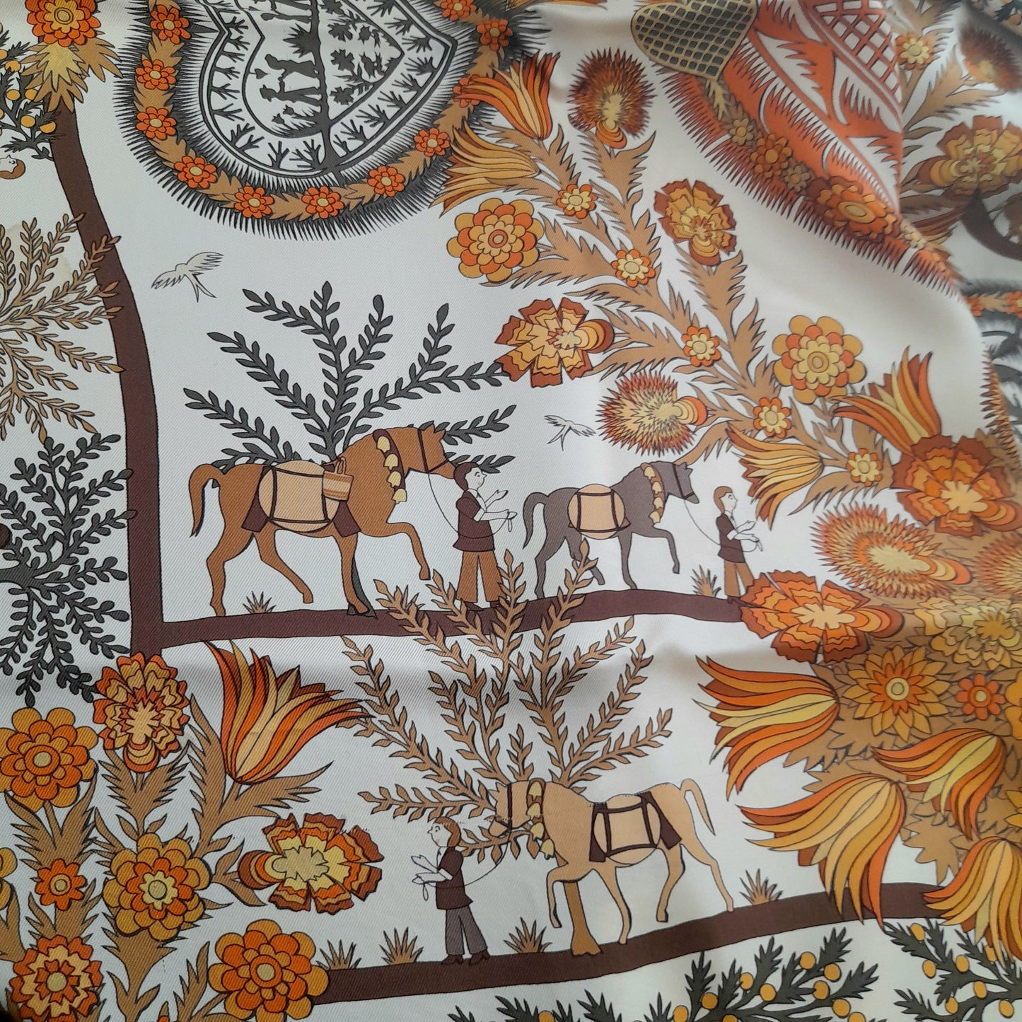 Foulard Hermès Découpages